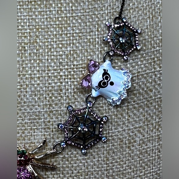 Betsey Johnson GLOW IN THE DARK Halloween Necklace NWT​​ - Picture 4 of 8